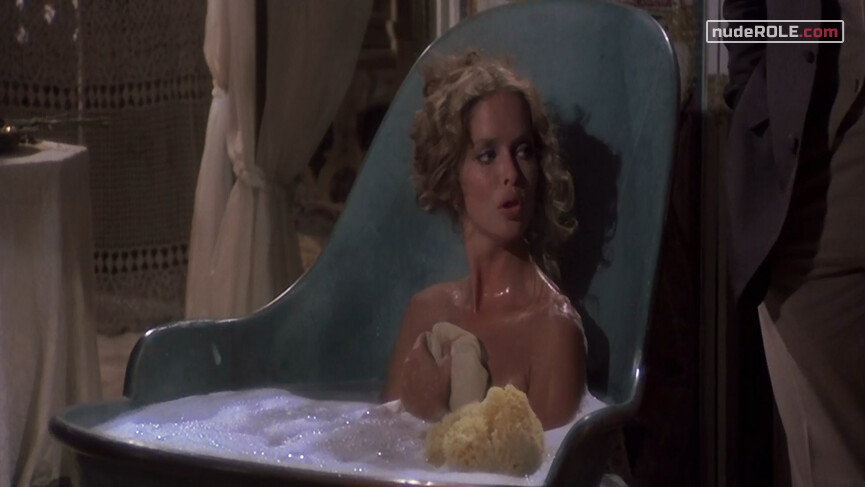 1. Amanda Marvin sexy – Island of the Fishmen (1979)