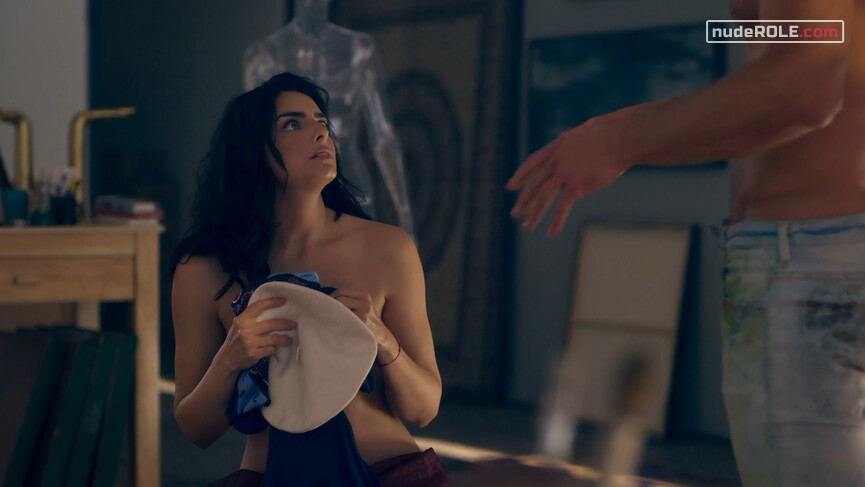 6. Elena De la Mora nude – The House of Flowers s02e01, e06 (2019)