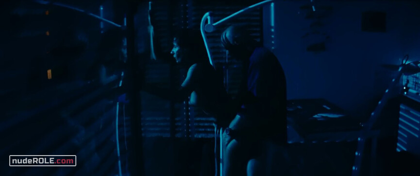 1. Nina nude – Underdog (2018)