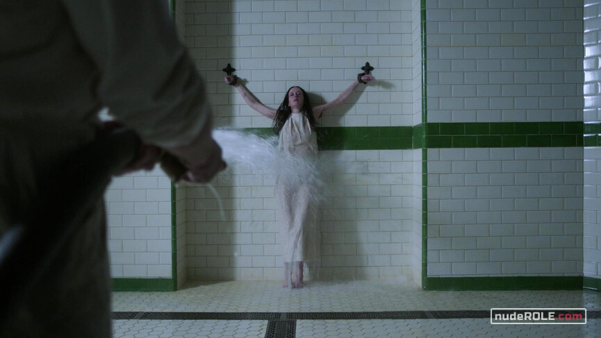 2. Vanessa Ives nude – Penny Dreadful s01e05 (2014)