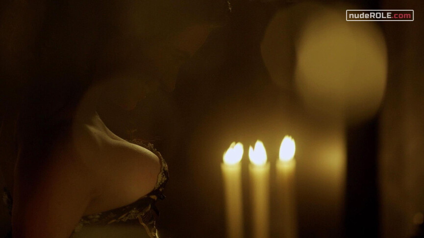 3. Vanessa Ives sexy – Penny Dreadful s01e06 (2014)
