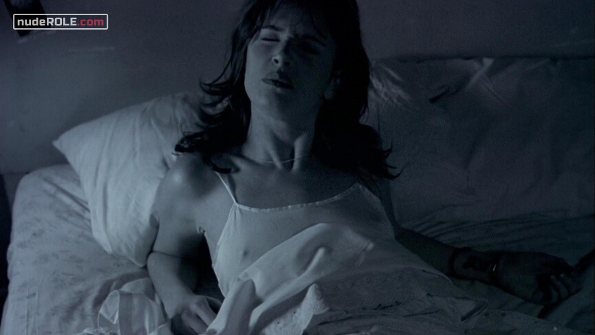 2. Claire Beaucage nude, Cynthia Lacey nude – Picture Claire (2001)