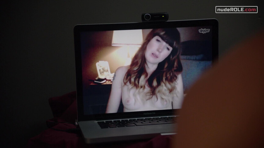 1. Virginia nude, Jessica sexy – The Heart Machine (2014)