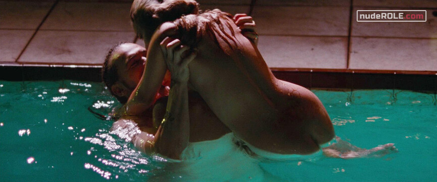 1. Candy nude , Brit nude – Spring Breakers (2013)