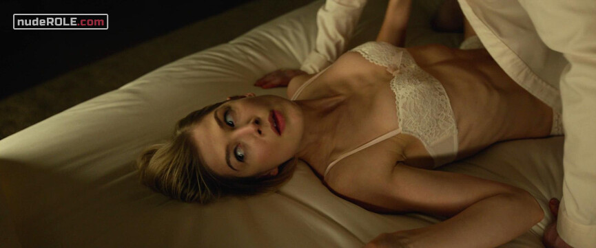 1. Amy Dunne nude – Gone Girl (2014)