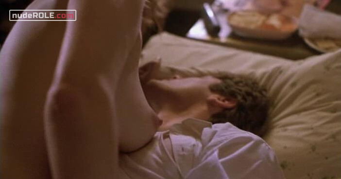 2. Nora Baker nude – White Palace (1990)