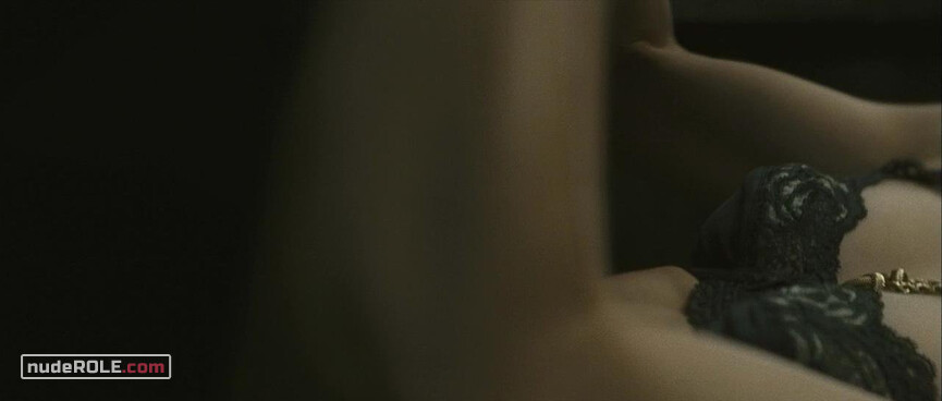 3. Verity nude, Jenny nude – Hallam Foe (2007)