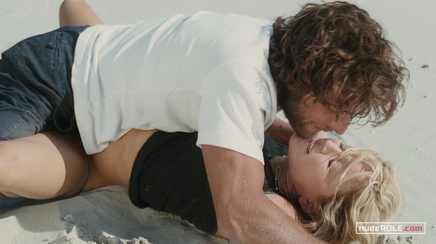 2. Amber nude – Swept Away (2002)