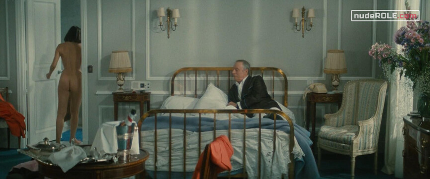 1. Marion nude – Three Seats for the 26th (1988)