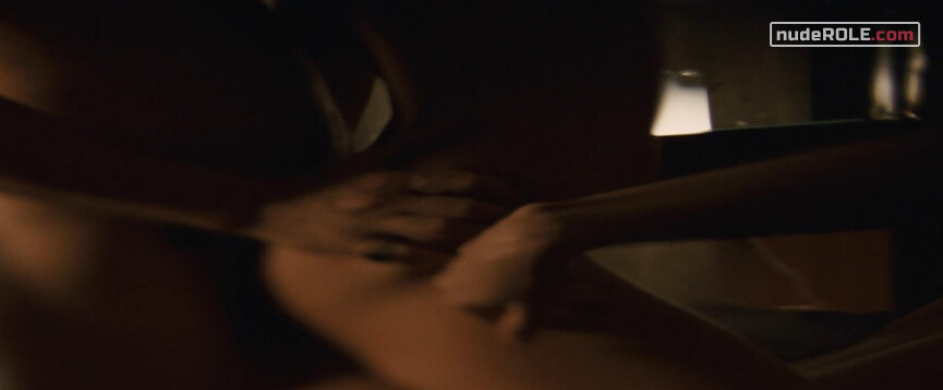 2. Carrie Ann nude, Apple nude – Flashbacks of a Fool (2008)