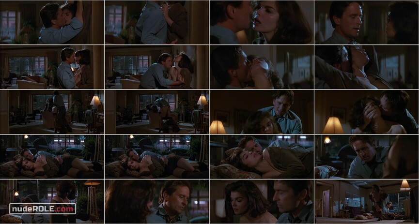 2. Dr. Beth Garner nude – Basic Instinct (1992)
