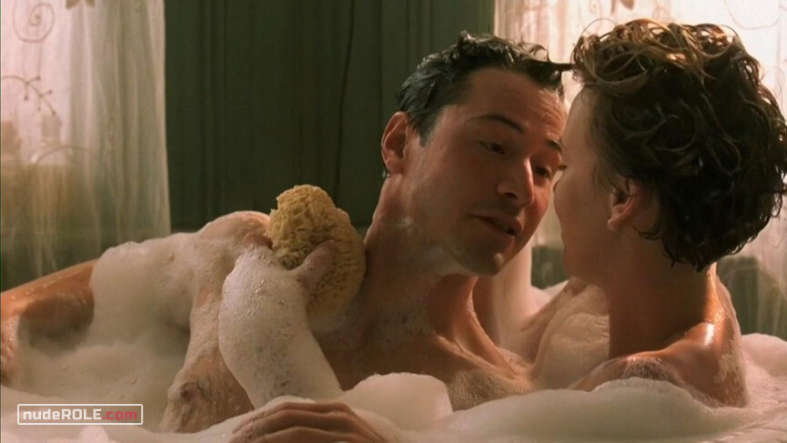 3. Sara Deever sexy – Sweet November (2001)