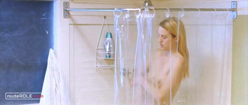 2. Liz nude – Puppy (2005)
