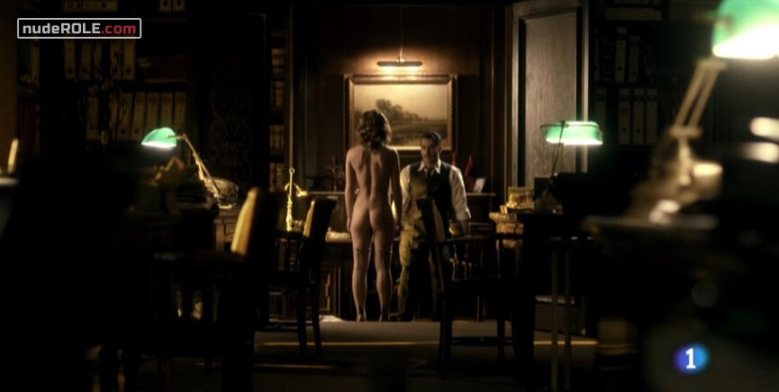 1. Marta nude – La sonata del silencio s01e07 (2016)