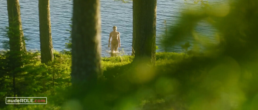 12. Robin Richards nude – Blood Paradise (2018)