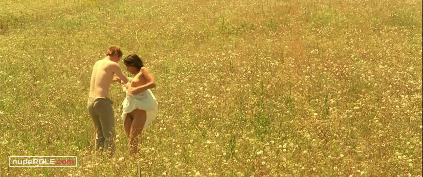 4. Mara nude – Silent Wedding (2008)