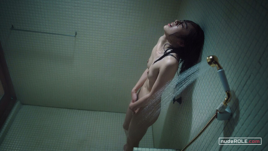 1. Megumi Sahara (Kaoru Kuroki) nude – The Naked Director s01e02 (2019)