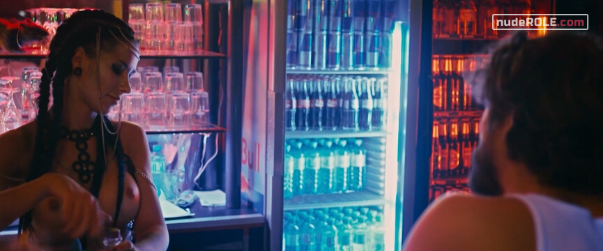 4. Kitkat Bar Girl nude – Night Out (2018)