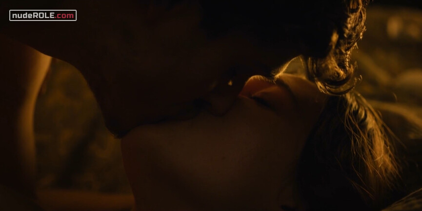 6. Clarice Orsini nude – Medici: Masters of Florence s02e03 (2018)