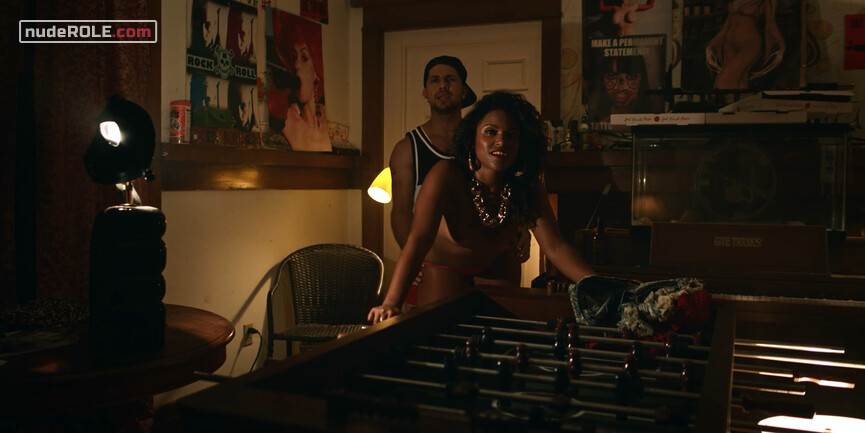 2. Bella Blackwoods nude – Bodied (2017)