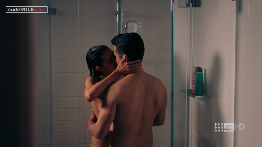 1. Zoe Rawlings nude – Bite Club s01e01 (2018)