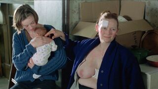 Mum nude – The War Zone (1999)