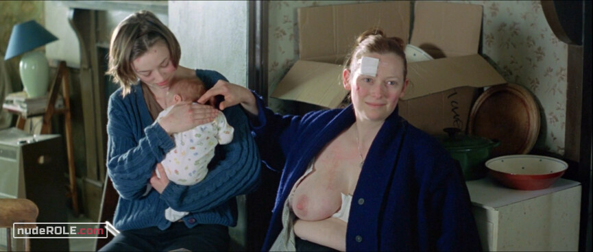 1. Mum nude – The War Zone (1999)