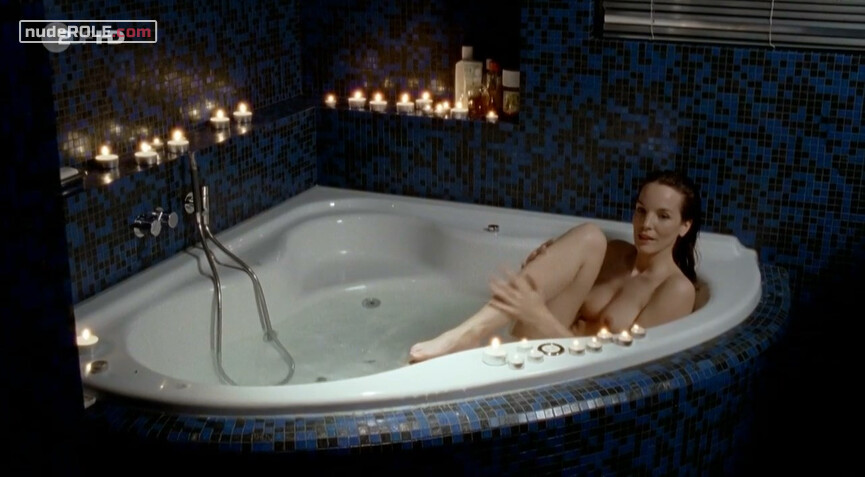 3. Anja Dieckhaus nude – Marie Brand und die Dame im Spiel (2001)