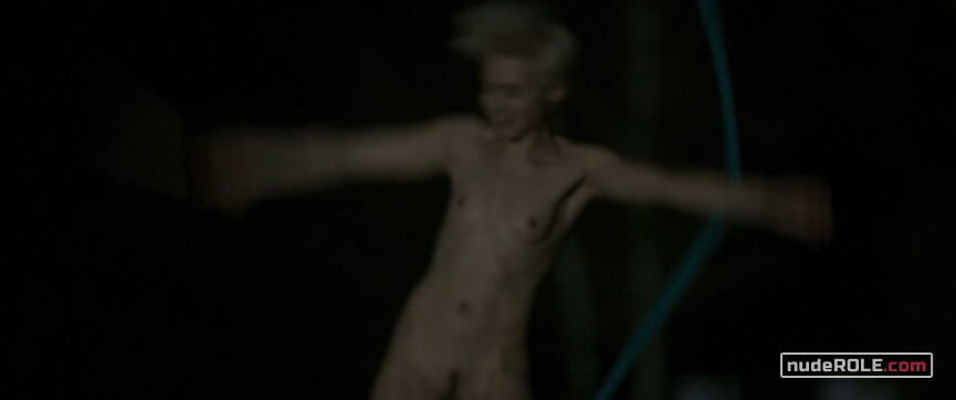 5. Dagmara nude – Mug (2018)