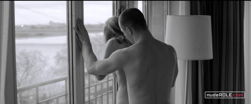 2. Alice nude – Toro (2015)