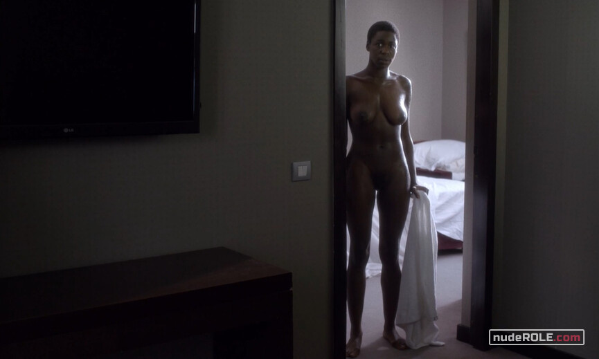 1. Olivia nude – Invisible (2016)