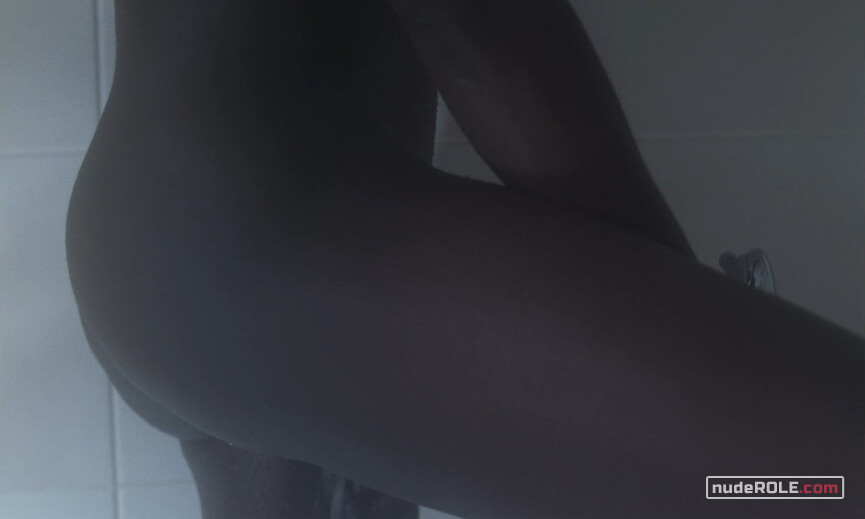 2. Olivia nude – Invisible (2016)