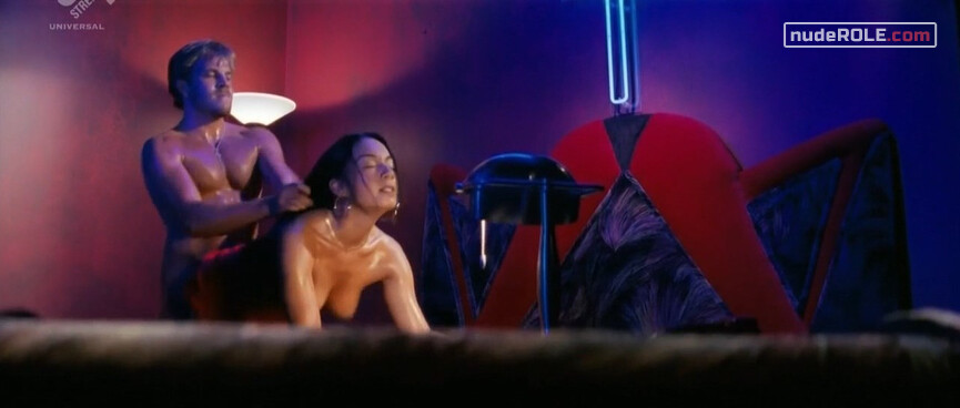 2. Clayton's Other Woman nude – Shadowboxer (2005)