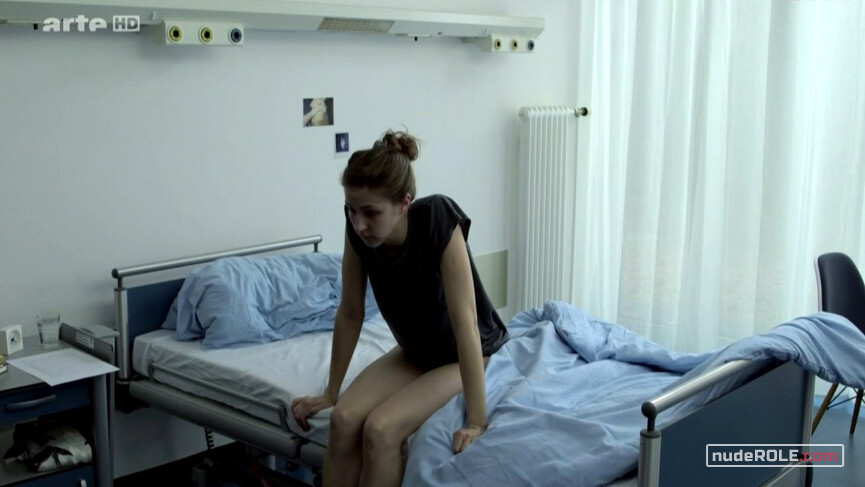 2. Kate Harff nude – About:Kate s01e02 (2013)