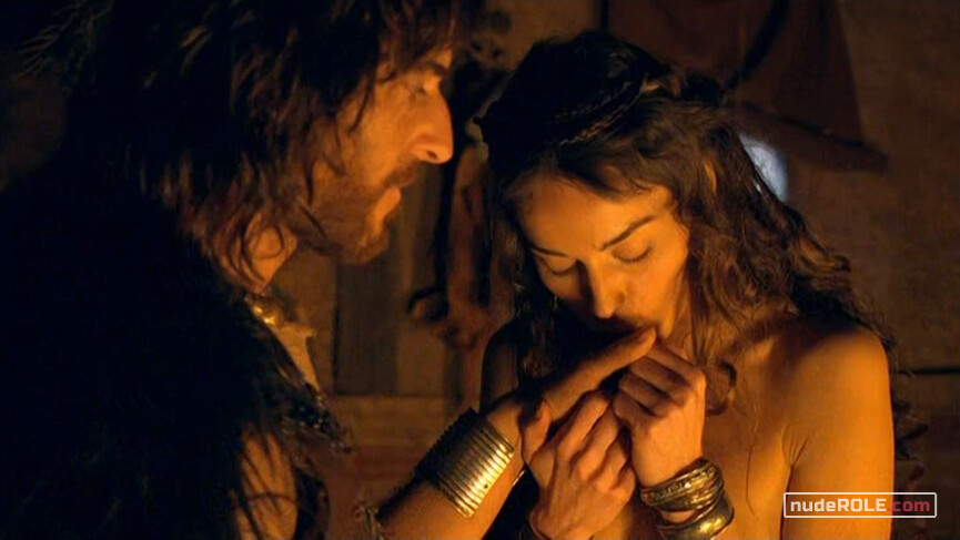 3. Navia nude – Hispania, la leyenda s02 (2011)
