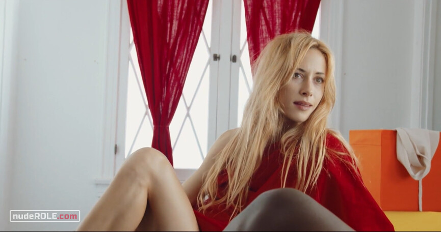 3. Elly sexy – End of Babes (2016)