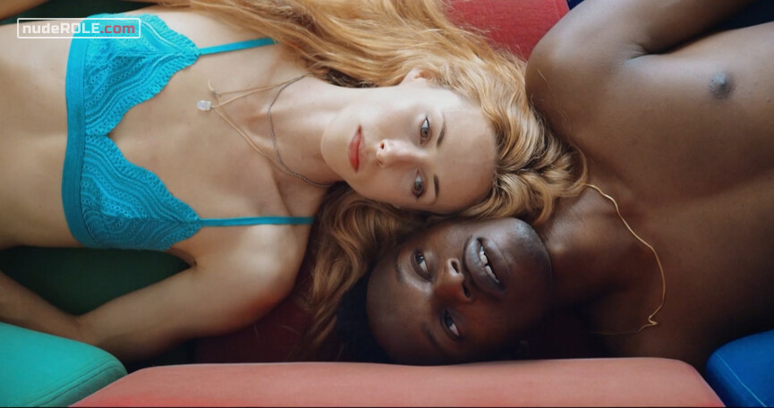 4. Elly sexy – End of Babes (2016)