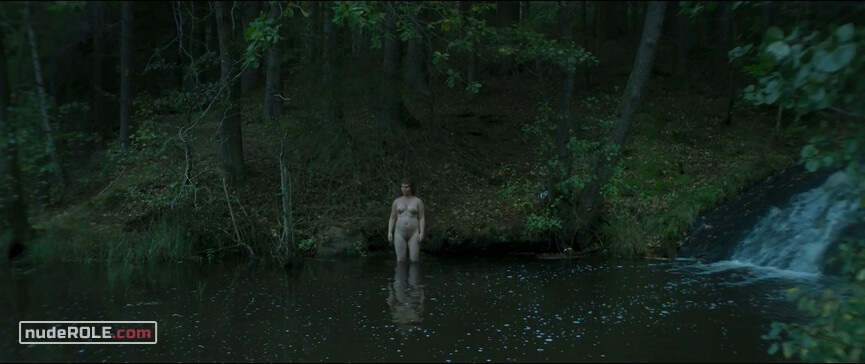 3. Tina nude – Border (2018)