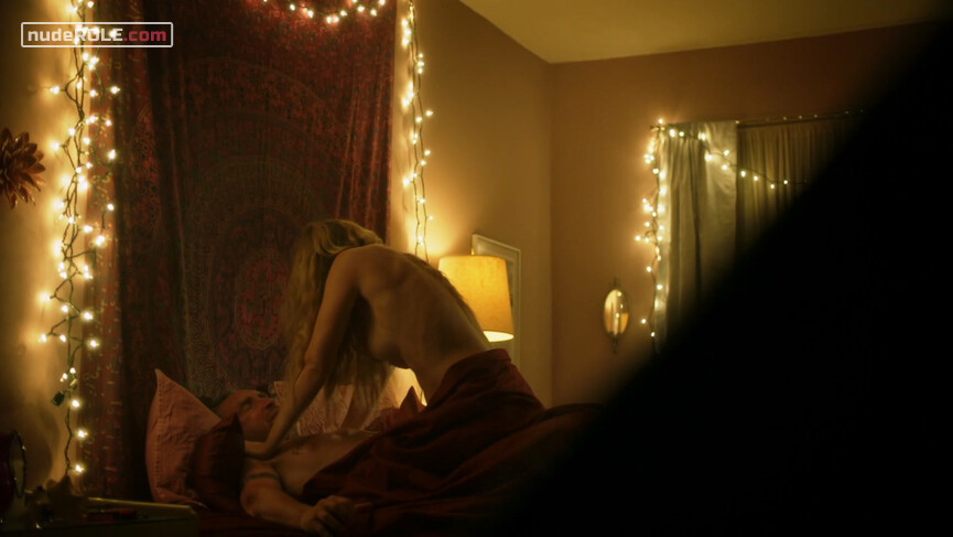 1. Lauren sexy – Ray Donovan s06e08 (2018)