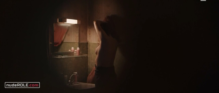 2. Delphine Garnier nude – Black Spot s02e03-05 (2019)