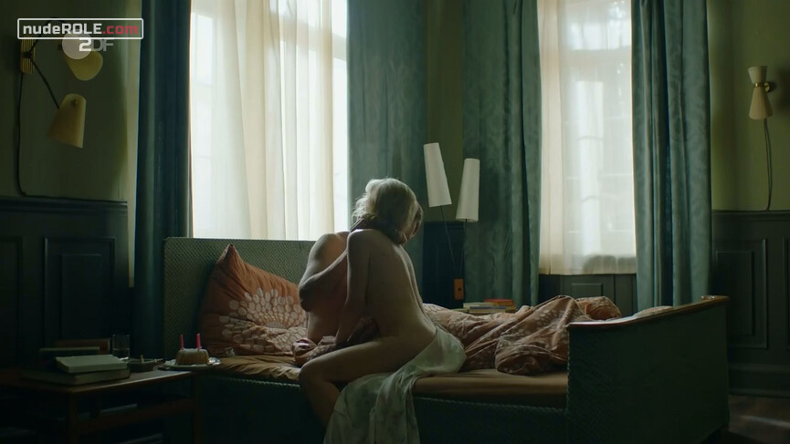 3. Marianne Schlewitz nude – Bella Germania s01e01 (2019)