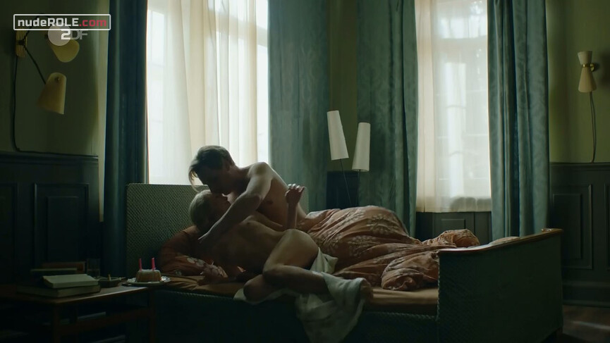 4. Marianne Schlewitz nude – Bella Germania s01e01 (2019)