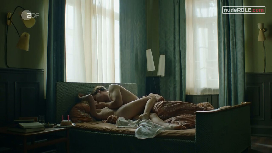 6. Marianne Schlewitz nude – Bella Germania s01e01 (2019)