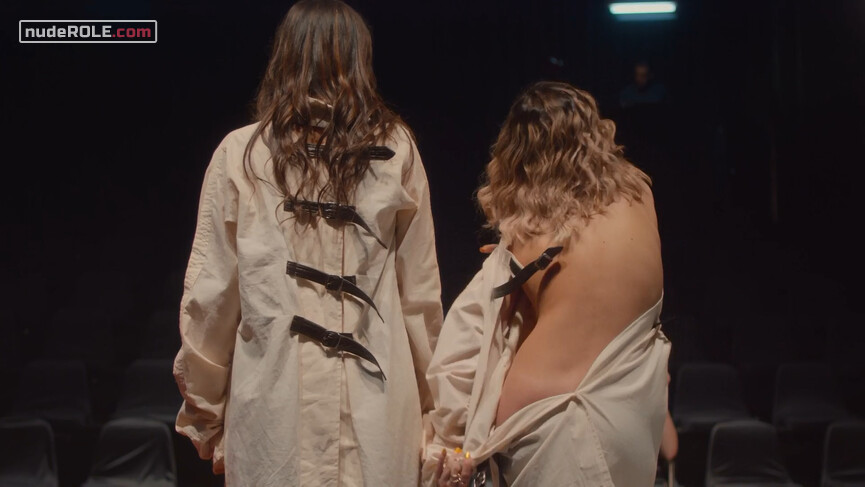 3. Laila nude – Samantha! s02e05 (2019)