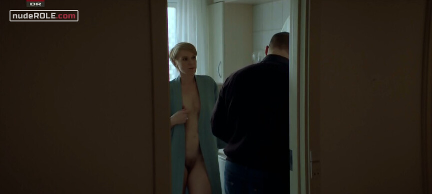 3. Anna Berg Hansen nude – Follow the Money s03e04 (2019)