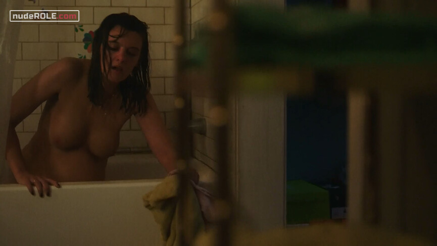 1. Bridgette Bird nude – SMILF s02e05 (2019)