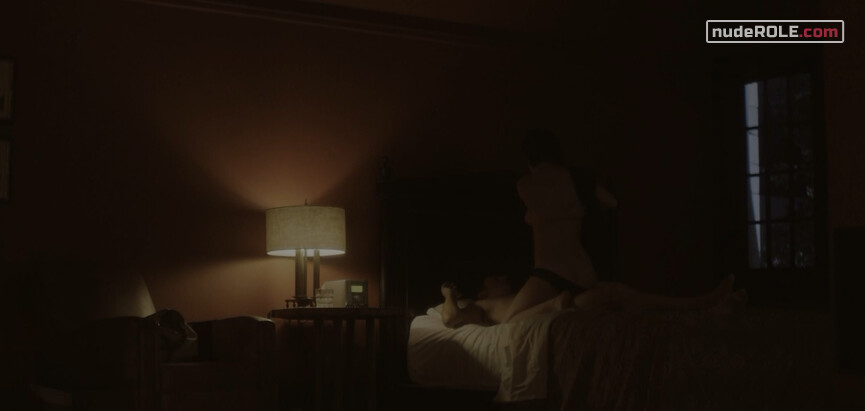 10. Elodie nude – The OA s02e05 (2019)