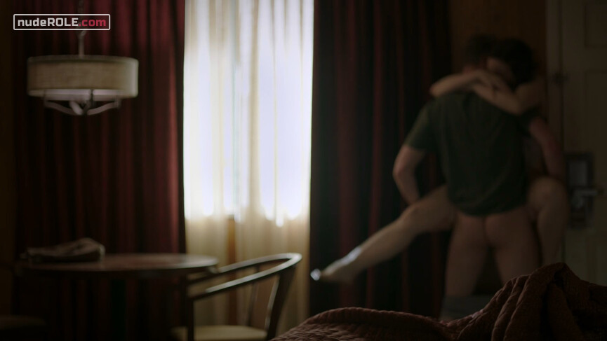 1. Bess McTeer sexy – The Sinner s02e01 (2018)