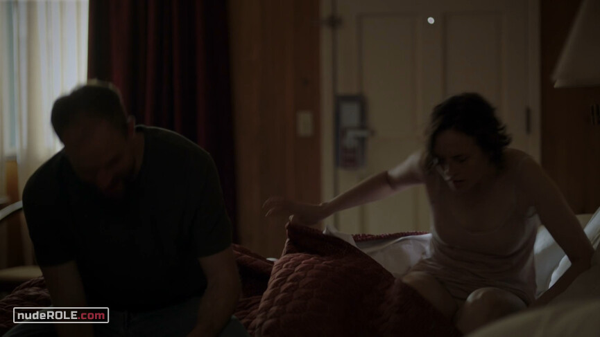 2. Bess McTeer sexy – The Sinner s02e01 (2018)