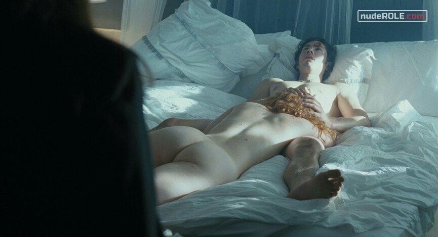 6. Dance Couple (Woman) nude – Mr. Brooks (2007)